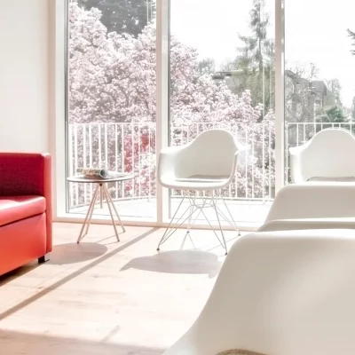 caradent_wartelounge